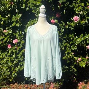 XCVI Wearables Vneck Eyelet Long sleeves peasant Top Blue Green Boho M
